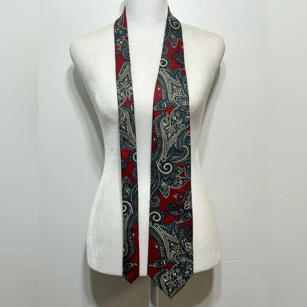 Christian Dior Monsieur 100% Silk Paisley Necktie